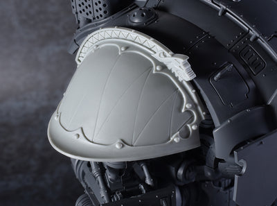 Iron Wolf Shoulder Pad (Right)
